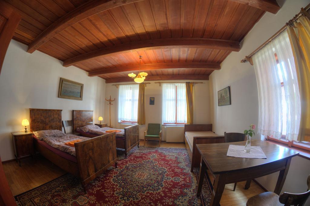 Hotel Novopacké Sklepy Nová Paka Esterno foto