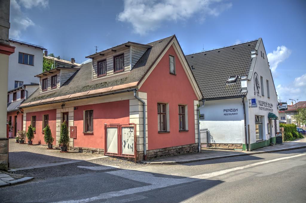 Hotel Novopacké Sklepy Nová Paka Esterno foto