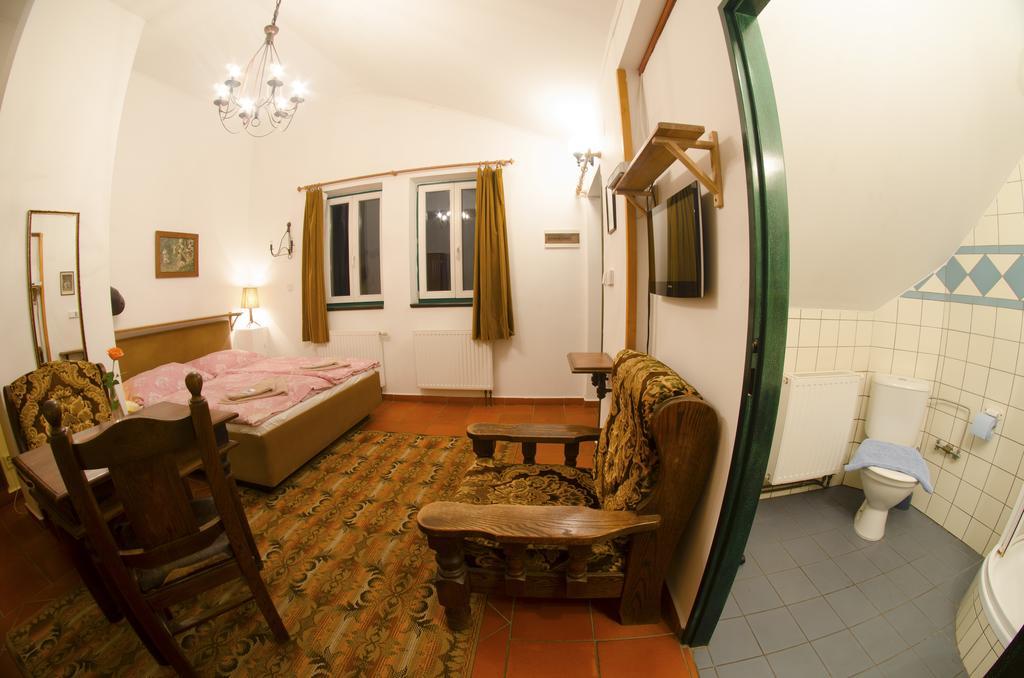 Hotel Novopacké Sklepy Nová Paka Esterno foto