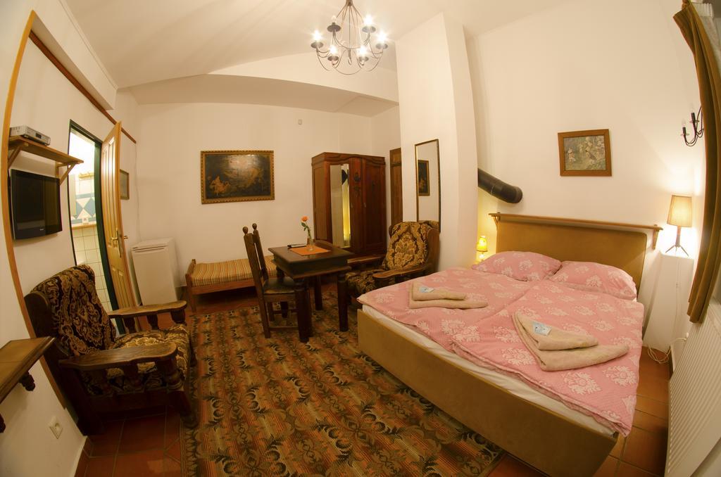 Hotel Novopacké Sklepy Nová Paka Esterno foto